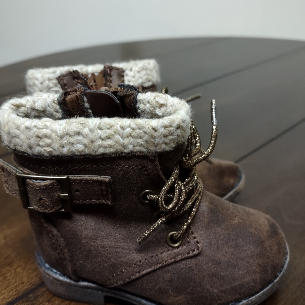 Size 4 little girls boots